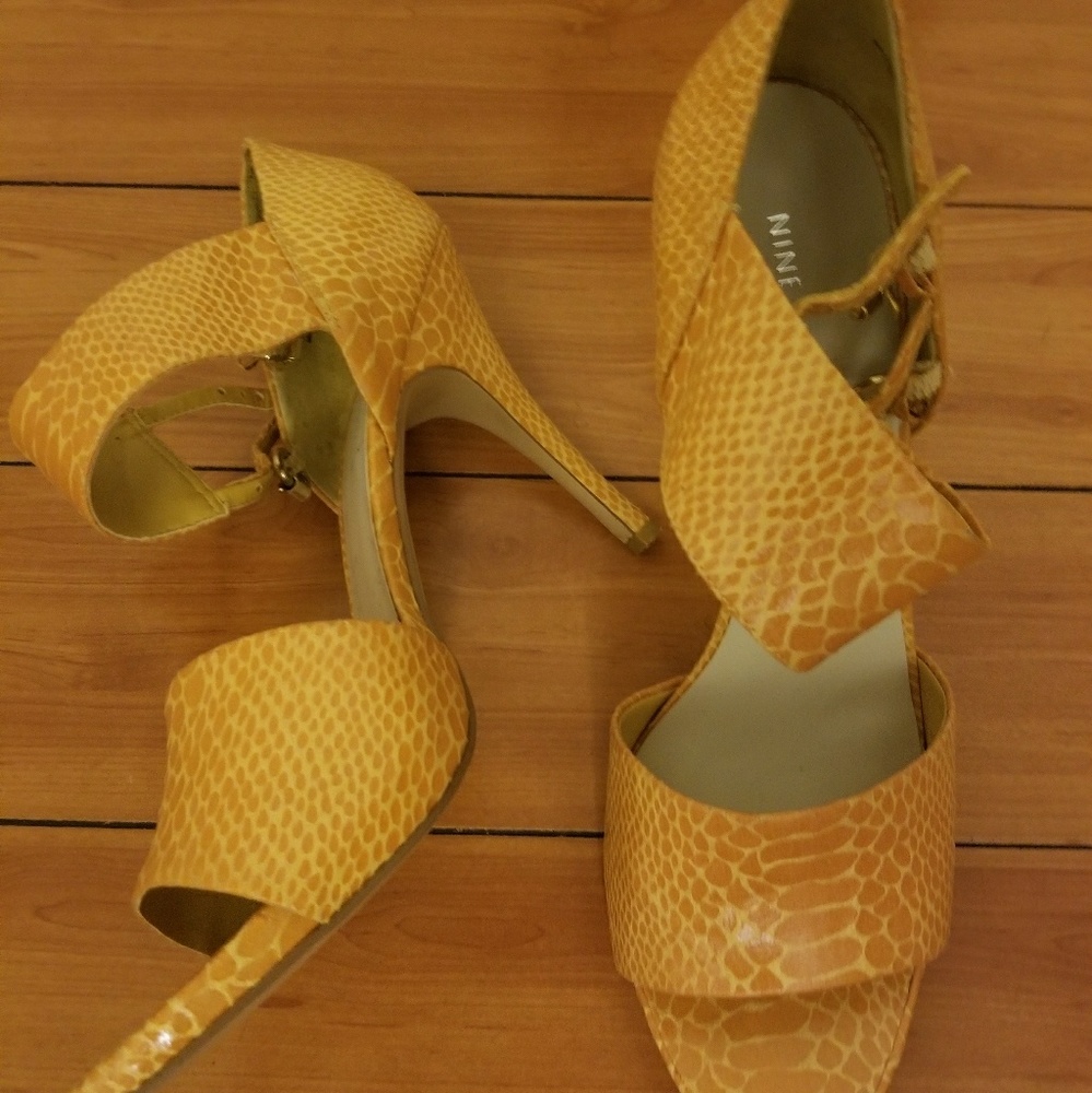 Nine west sandal heels